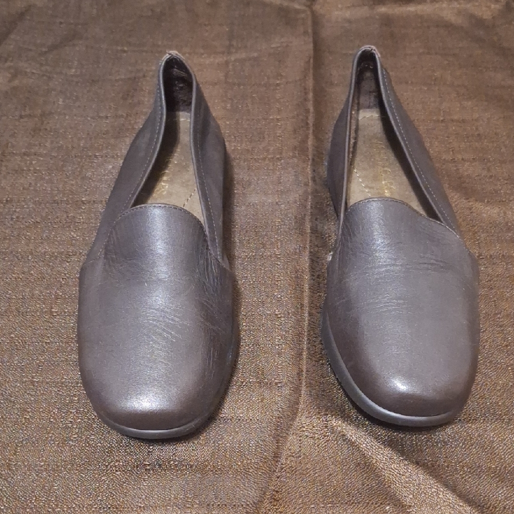 AEROSOLES Women's Gray Loafers